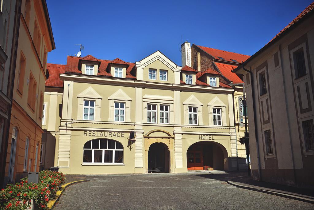 Hotel U Hradu Mladá Boleslav Zewnętrze zdjęcie